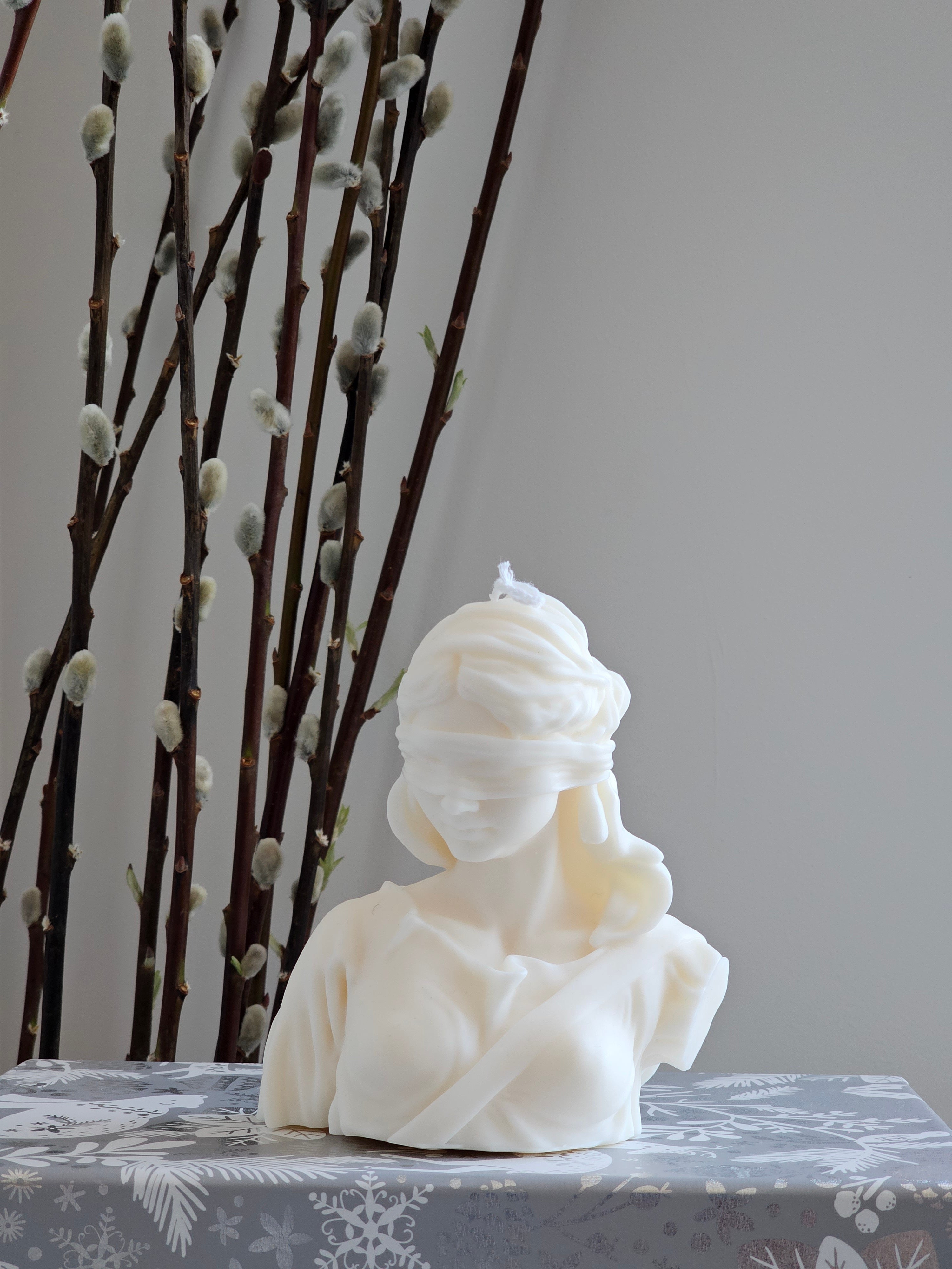 Goddess Veiled Candle