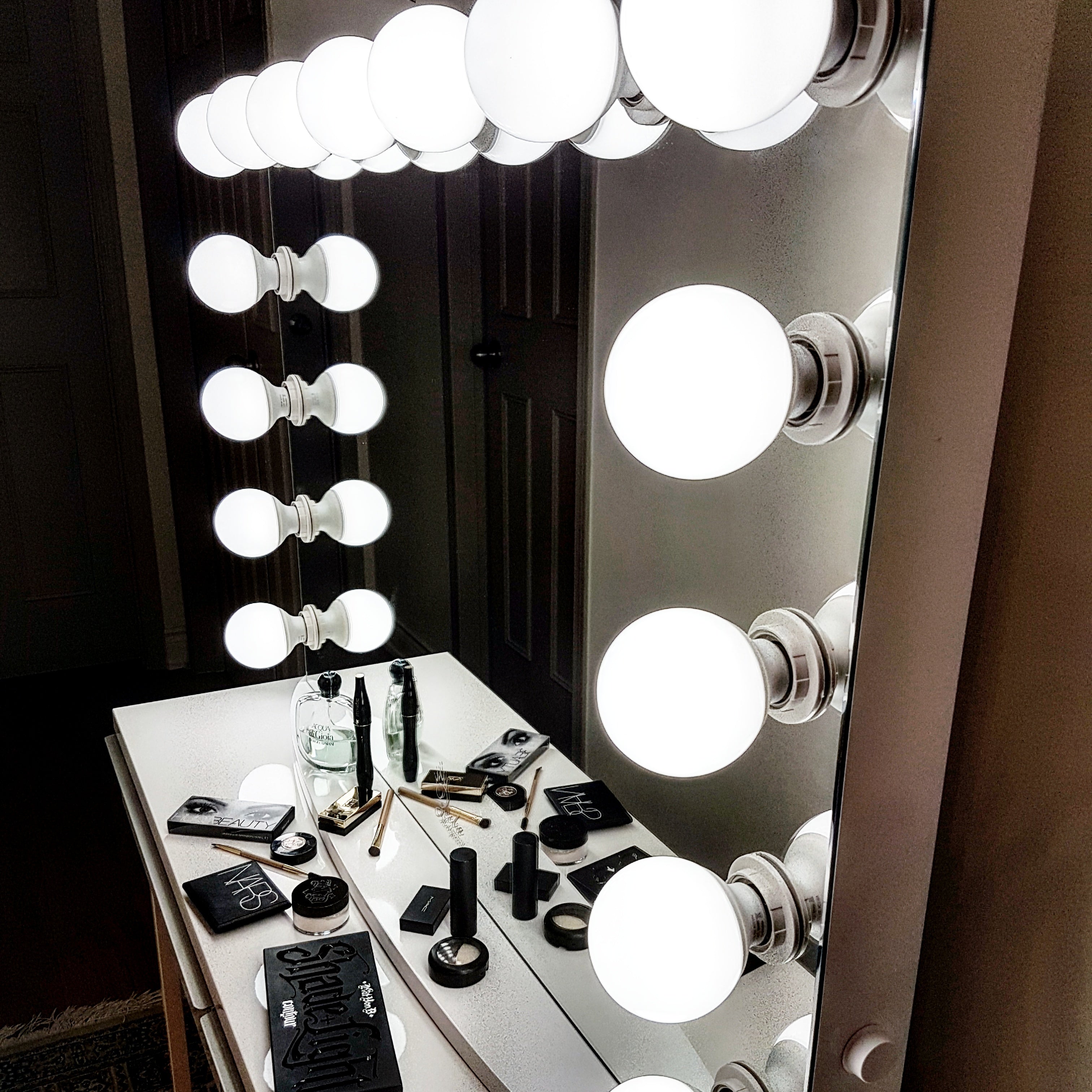 The Magnificent Zeeba Hollywood Mirrors (Dimmer)